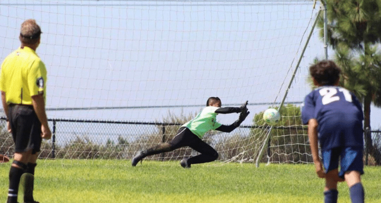 Goalkeeper training: 5 key movement skills and how to train them