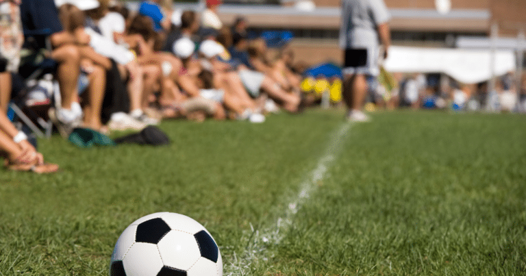 How to Be a Positive Parent to a Soccer Player